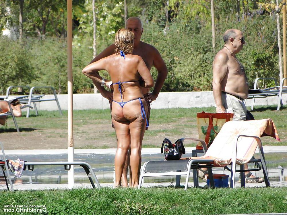 24P Super Sexy Mature Grandma :)