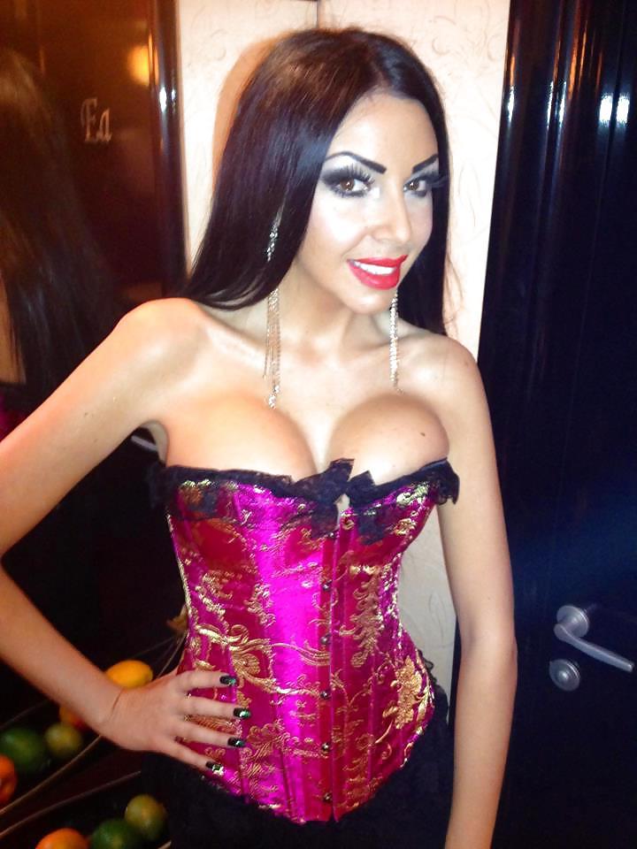 21P Romanian girl: Andreea