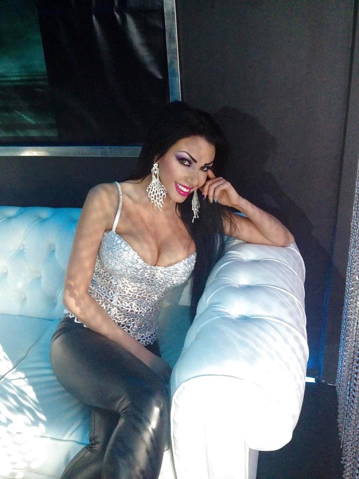 21P Romanian girl: Andreea