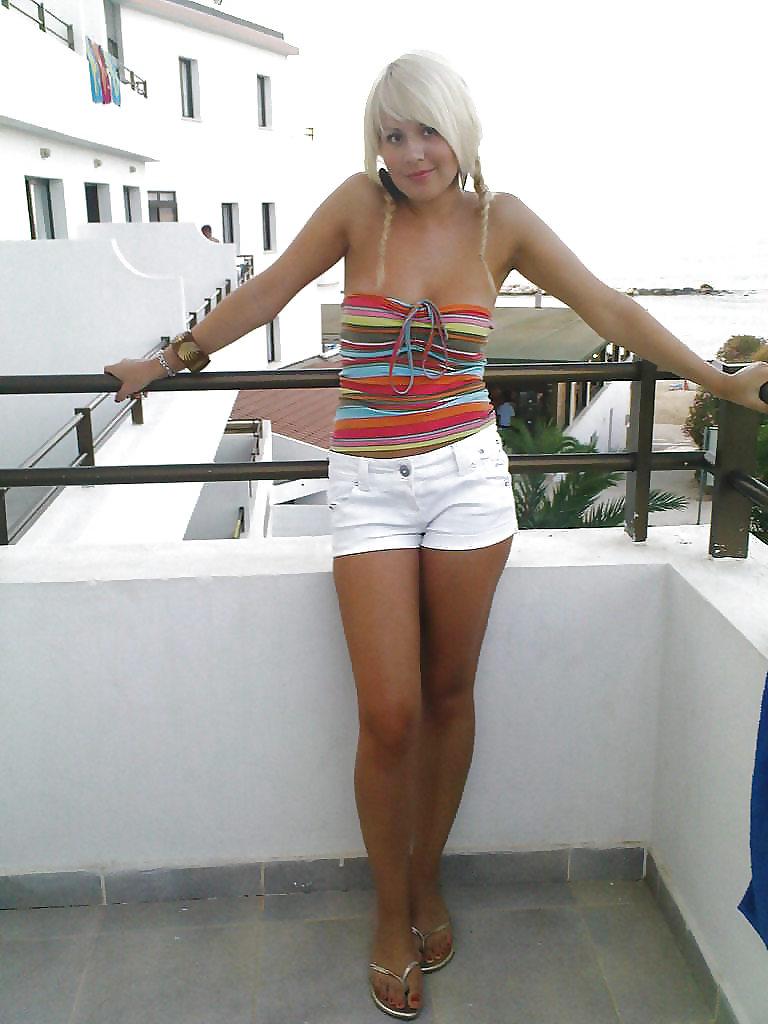 15P Nice (non nude) girls 95