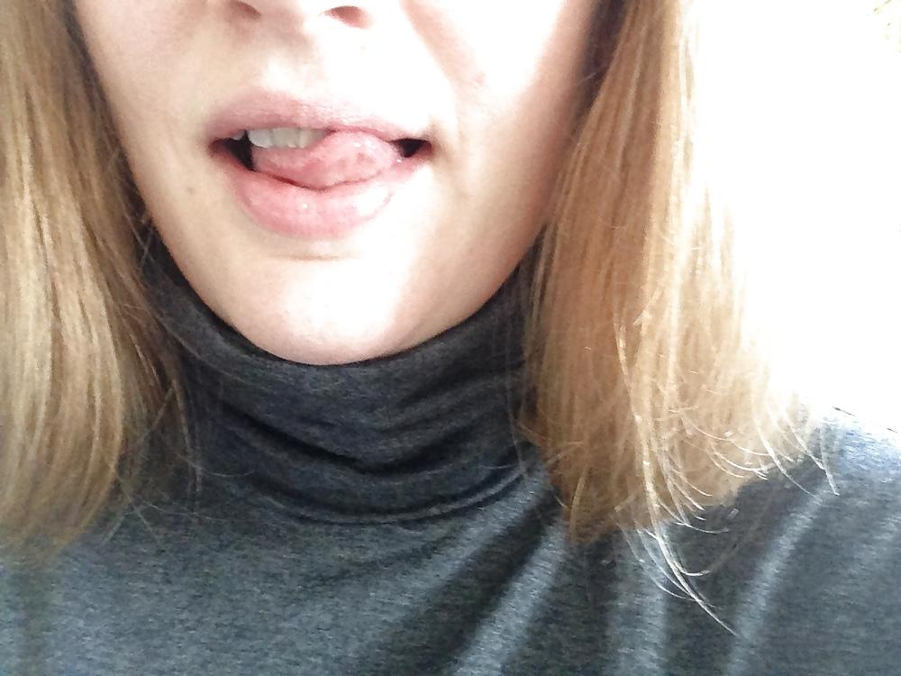 6P Big Titted Wife Self SHots (non nude)