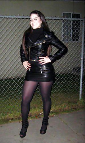 24P Sexy Girls in Nylons and Pantyhose