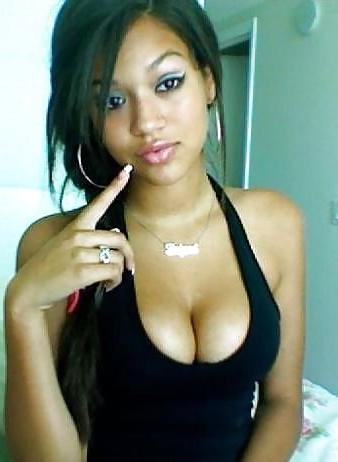 20P Clothed busty beauties 4 (non nude)