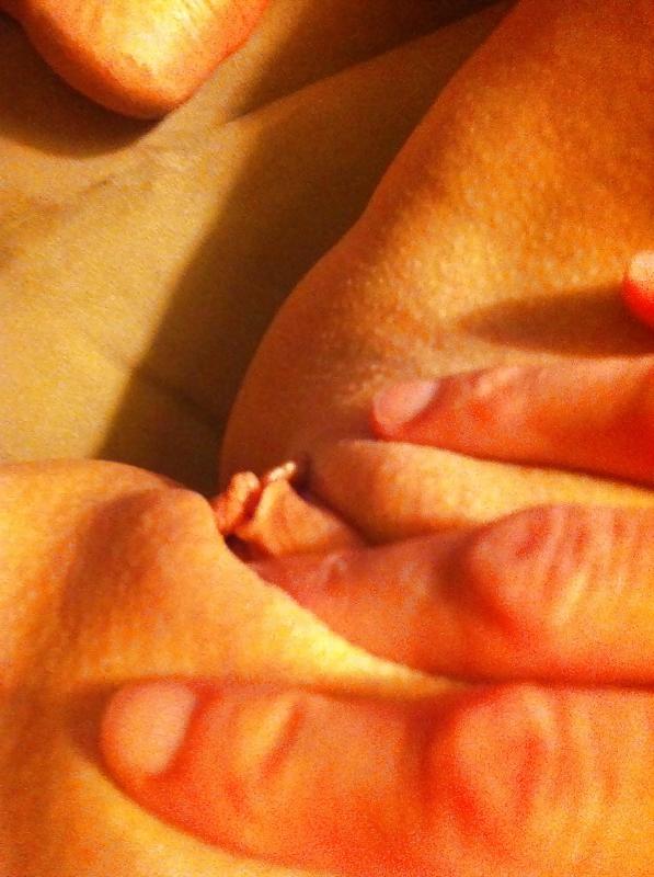 25P Shy butt horny
