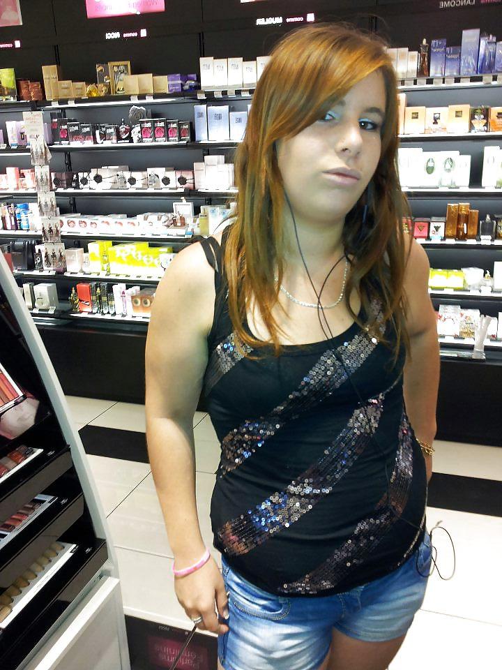 16P Voyeur Girl Melissa Suce 