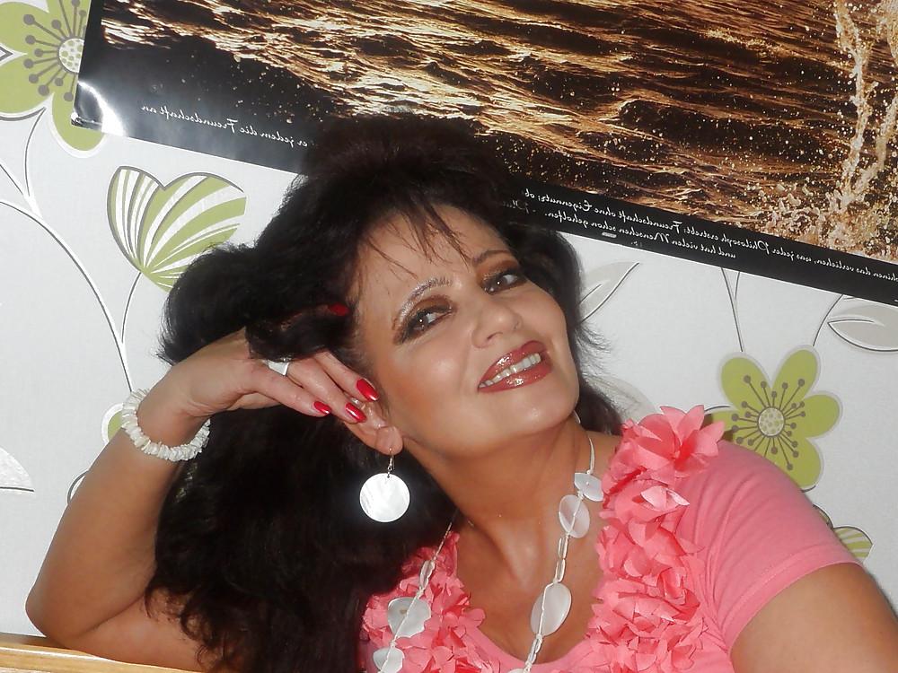 25P Mature whore - Diana