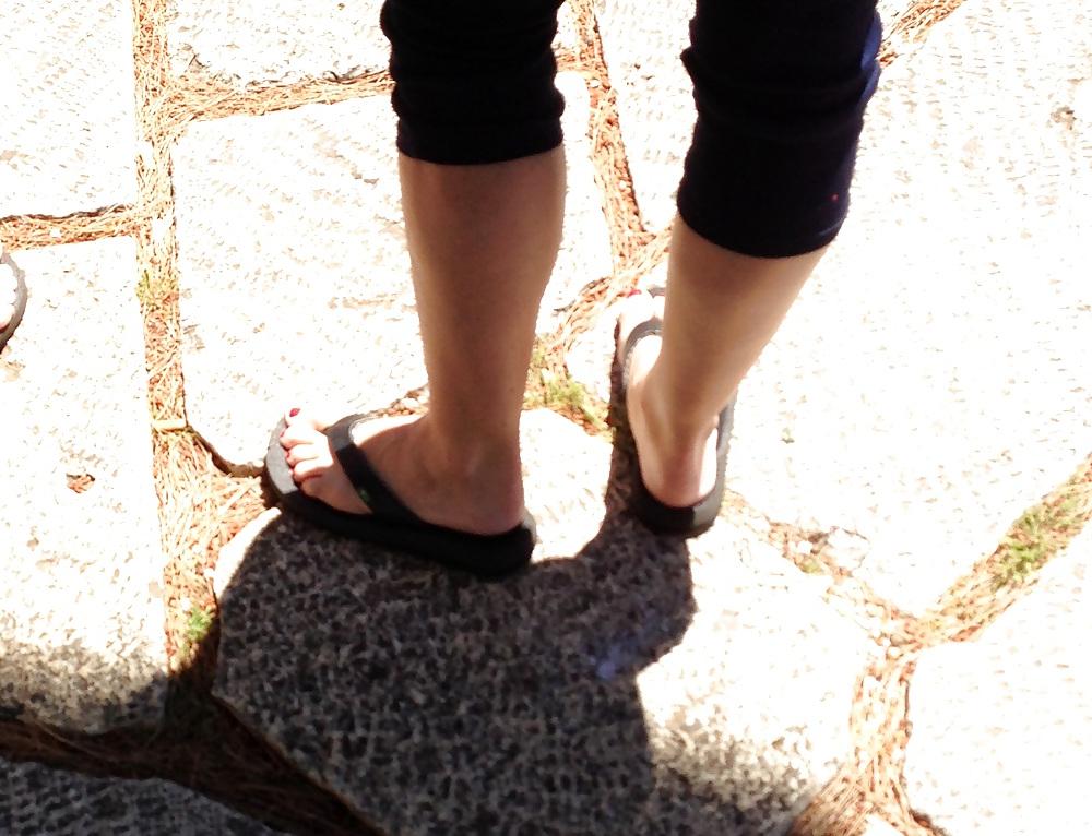 8P Voyeur feets 17