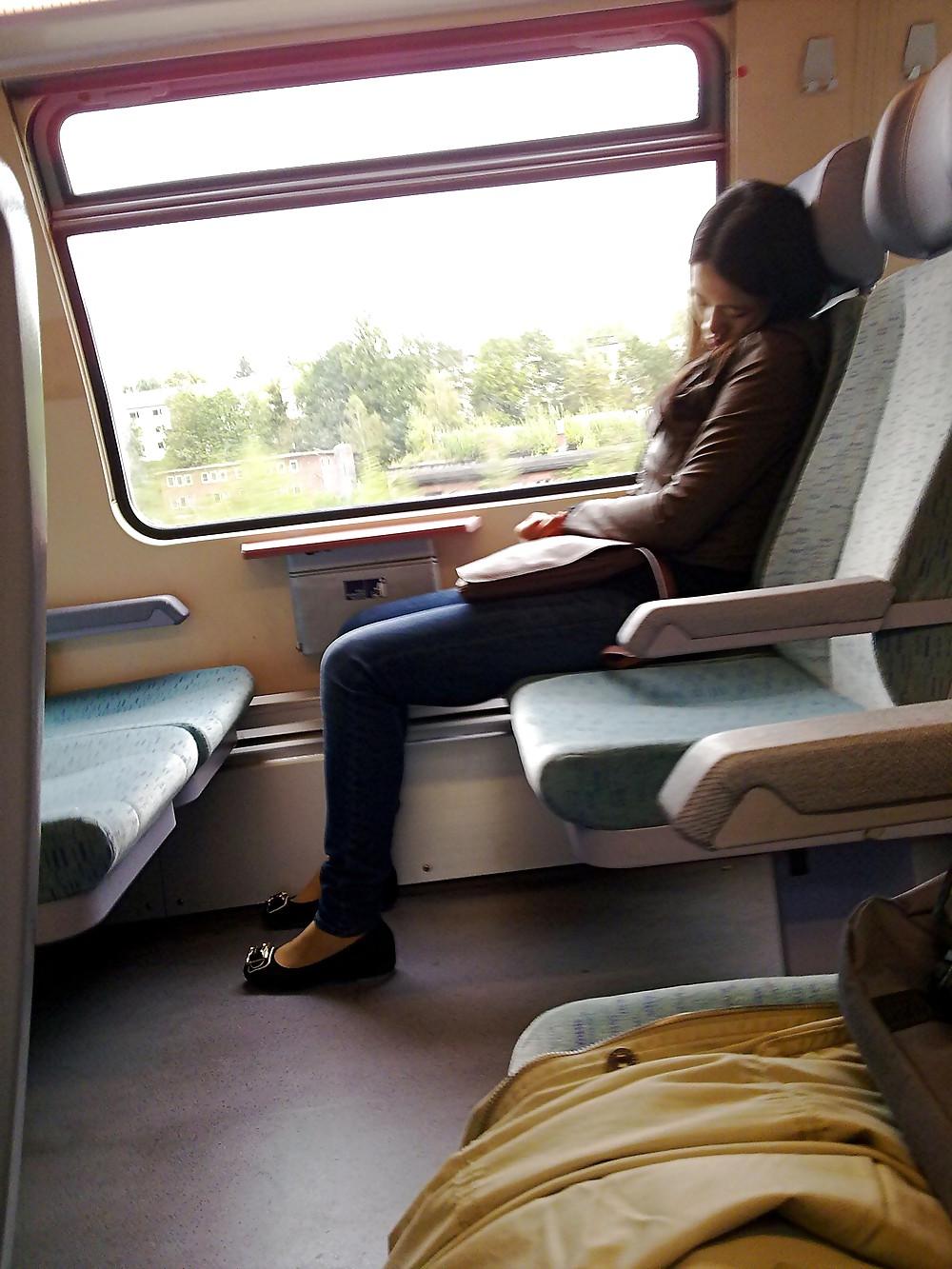 25P Candid street & train pics