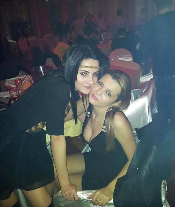 21P Romanian girl: mari