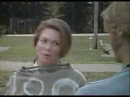 17P Hot Movie 36: WALK ON THE MOON