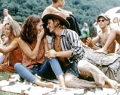 17P Hot Movie 36: WALK ON THE MOON