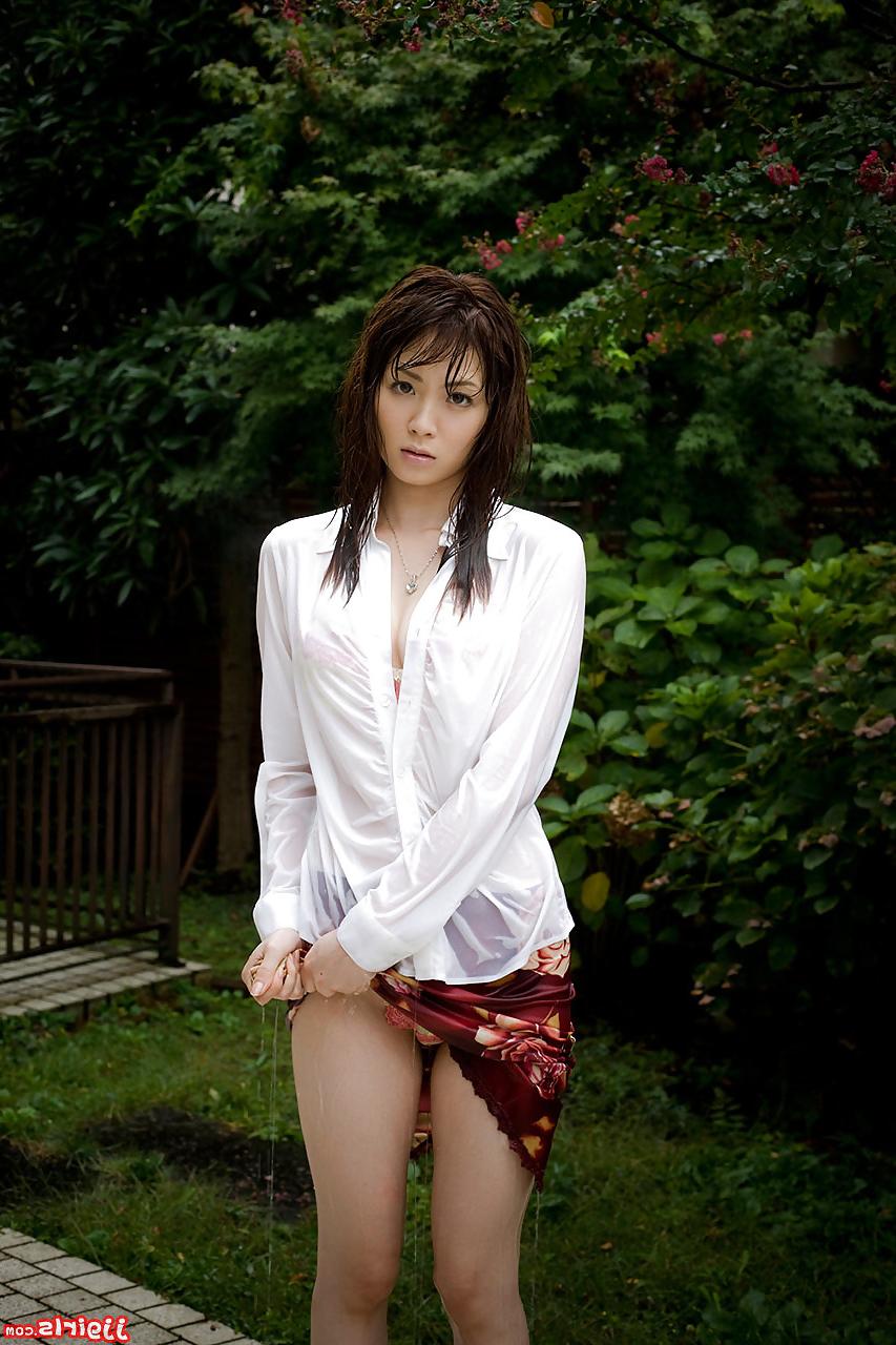 25P The hottest asian girls 2 (non nude)