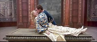 18P Hot Movie 32 : SHAKESPEARE IN LOVE  (2011)
