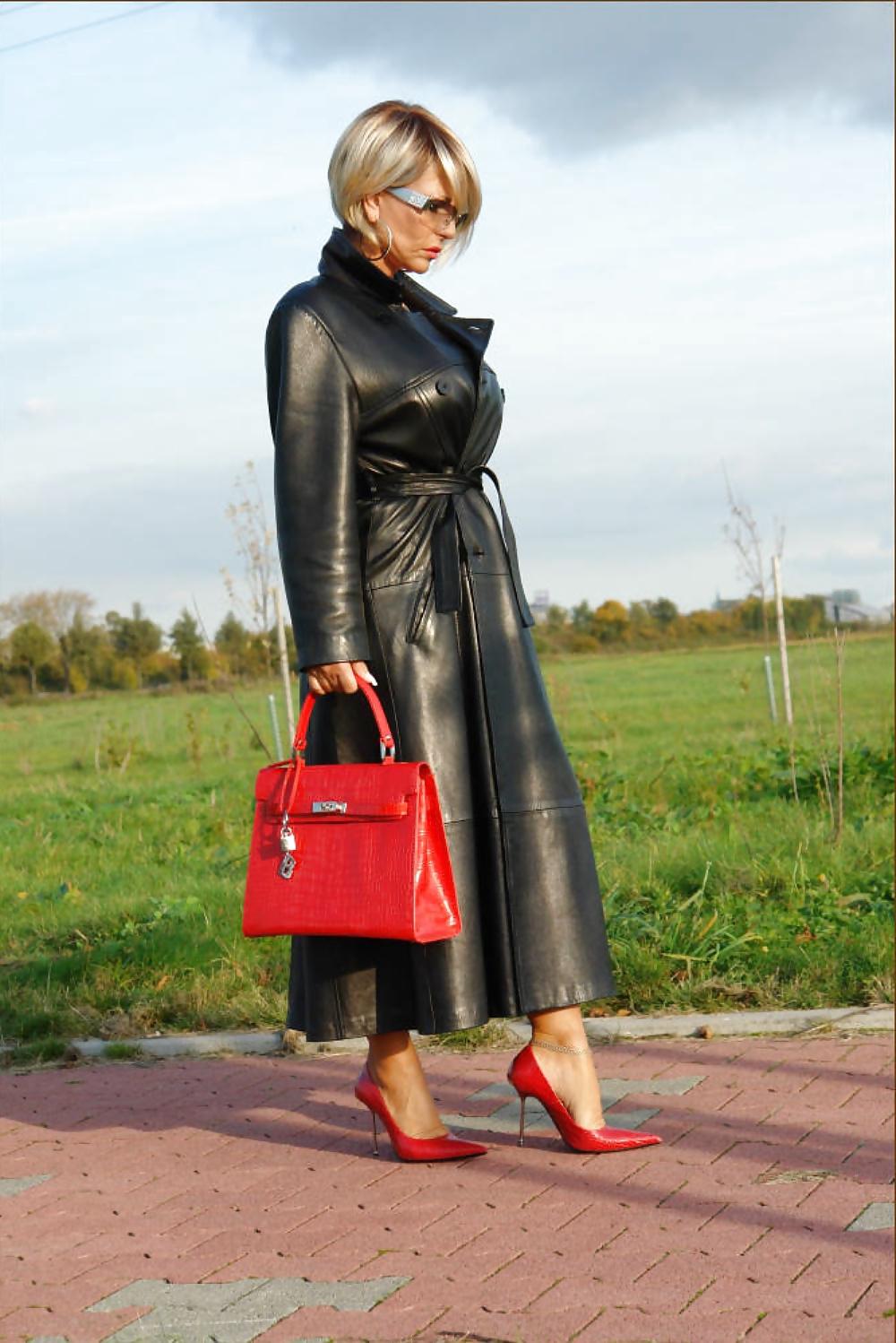 25P Lady B-Leather