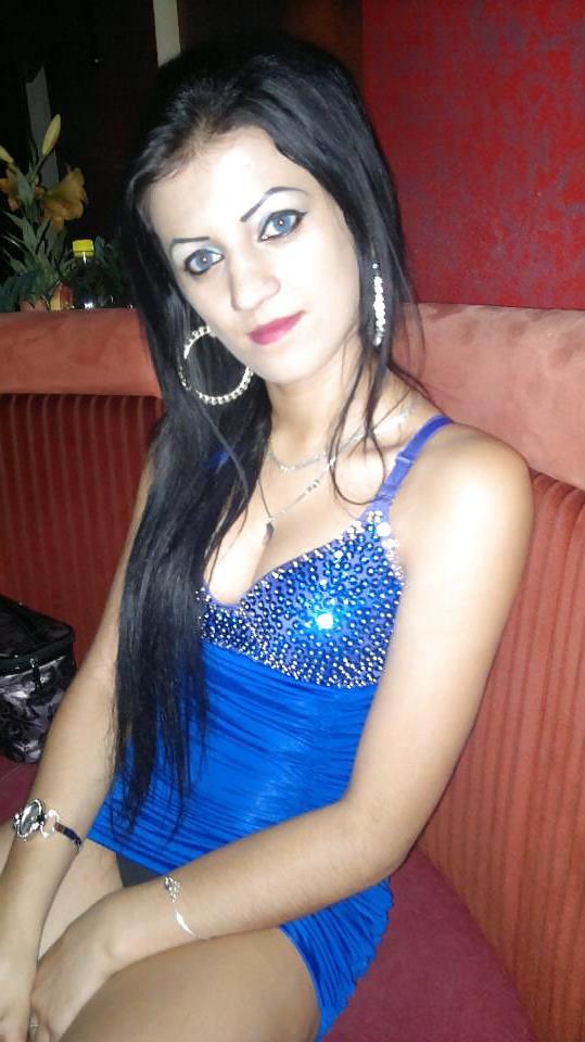 18P Romanian girl: elena