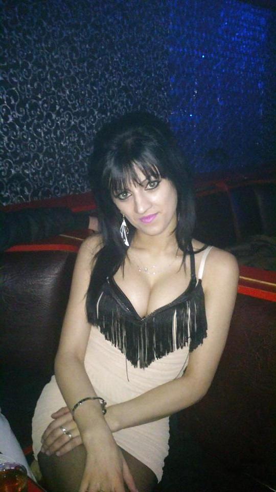 18P Romanian girl: elena