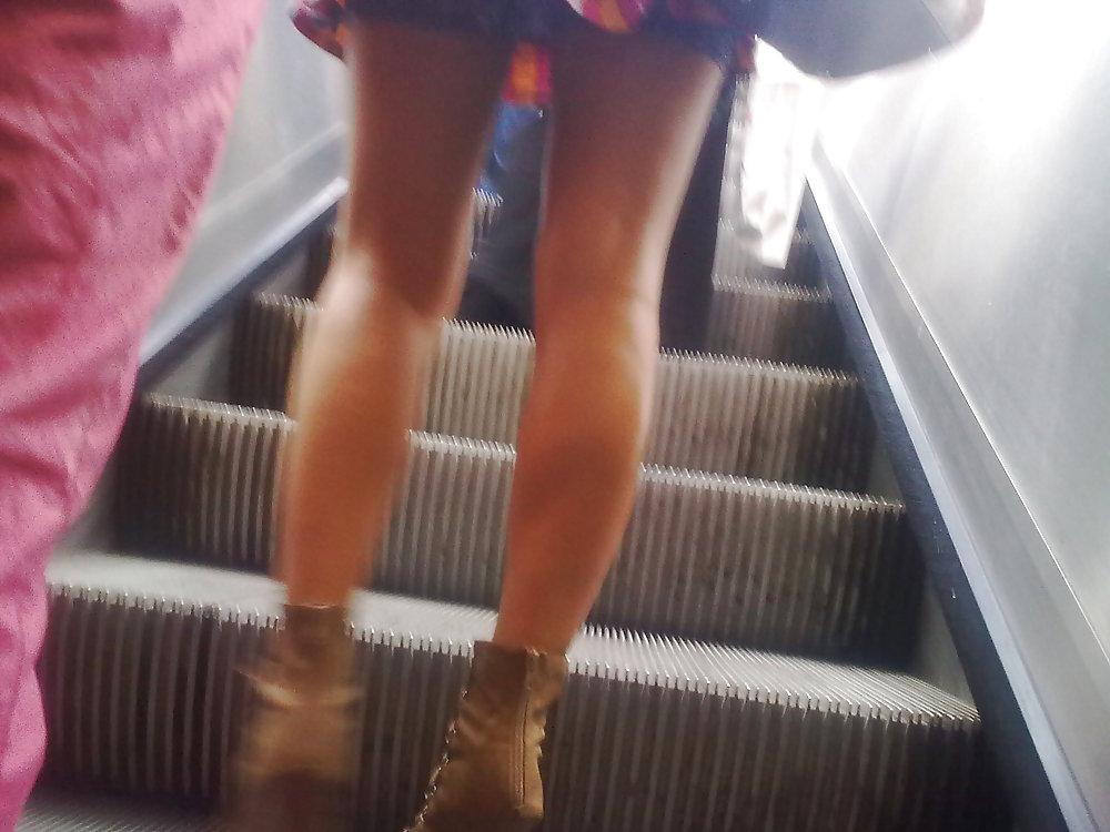 12P Romanian legs