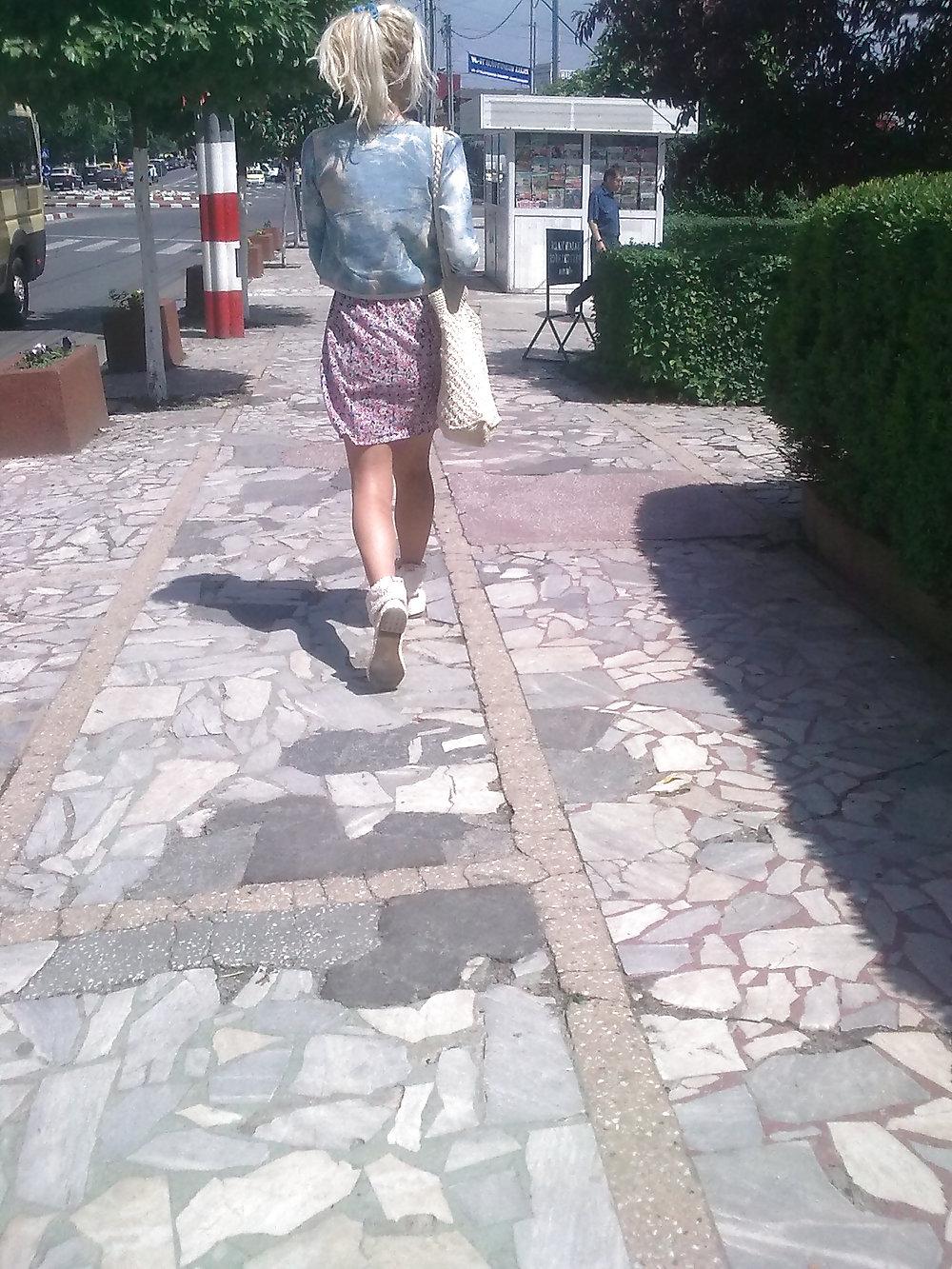 12P Romanian legs