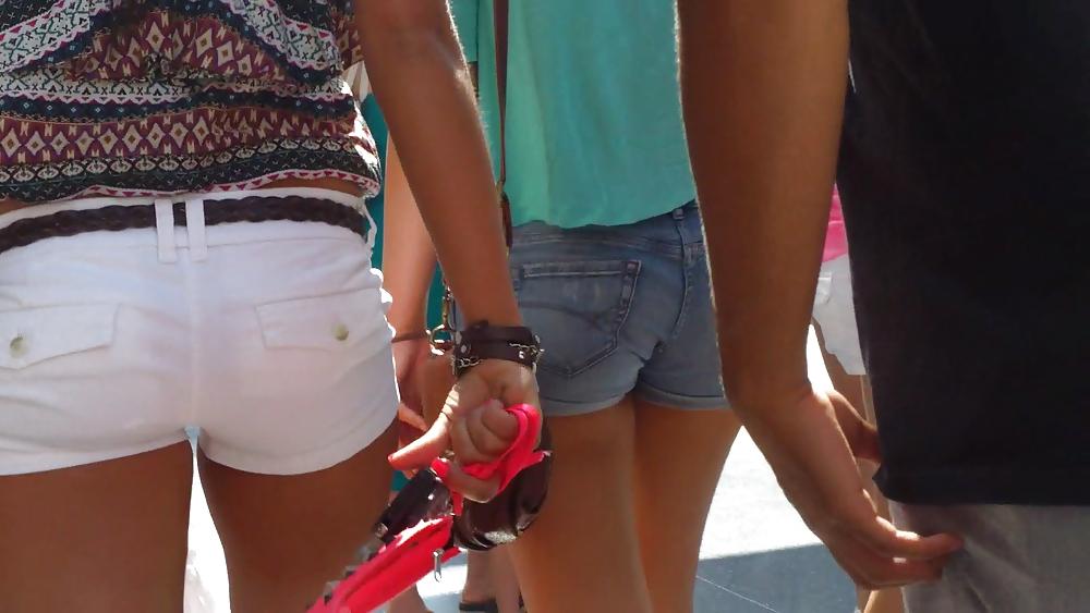 25P Sexy French teen ass & butt in white shorts 