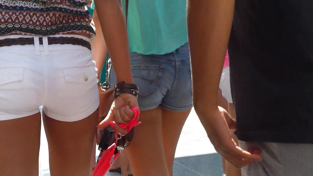 25P Sexy French teen ass & butt in white shorts 