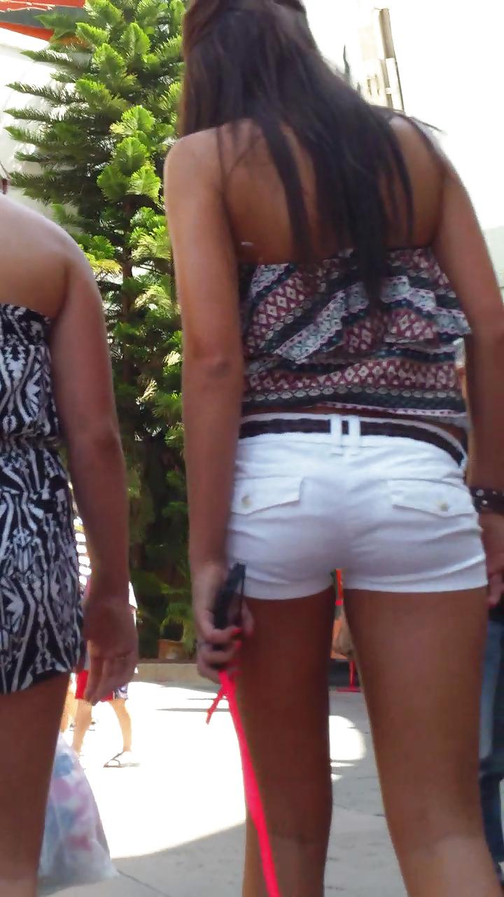 25P Sexy French teen ass & butt in white shorts 