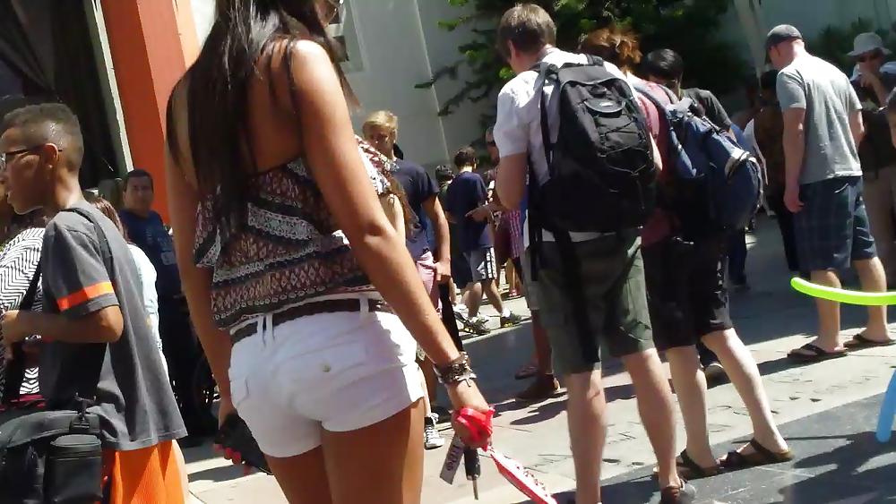 25P Sexy French teen ass & butt in white shorts 