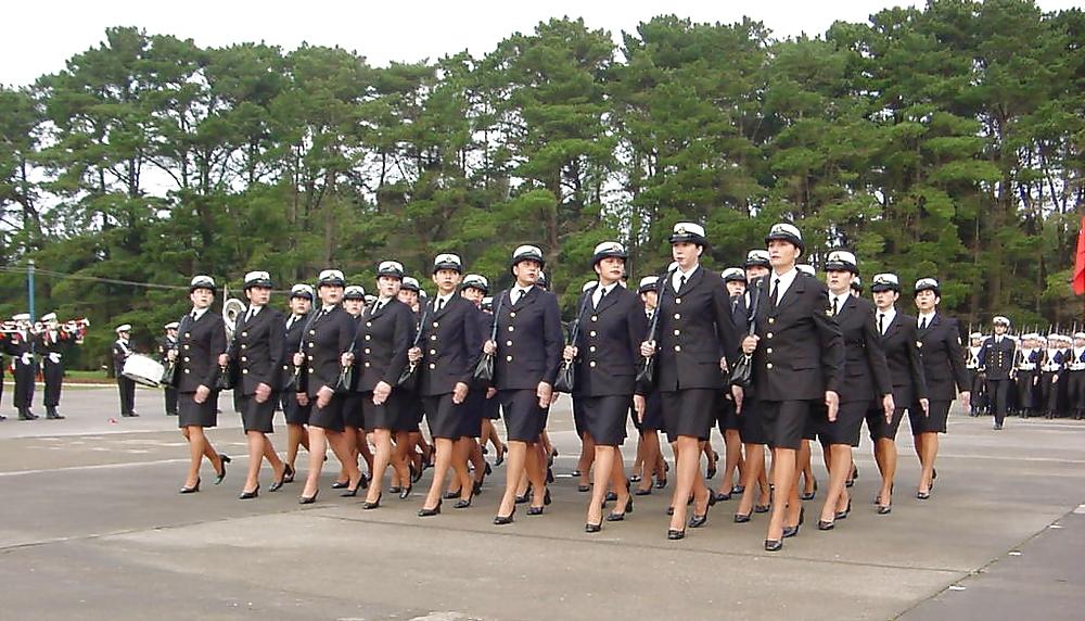 25P Women in pantyhose and uniform