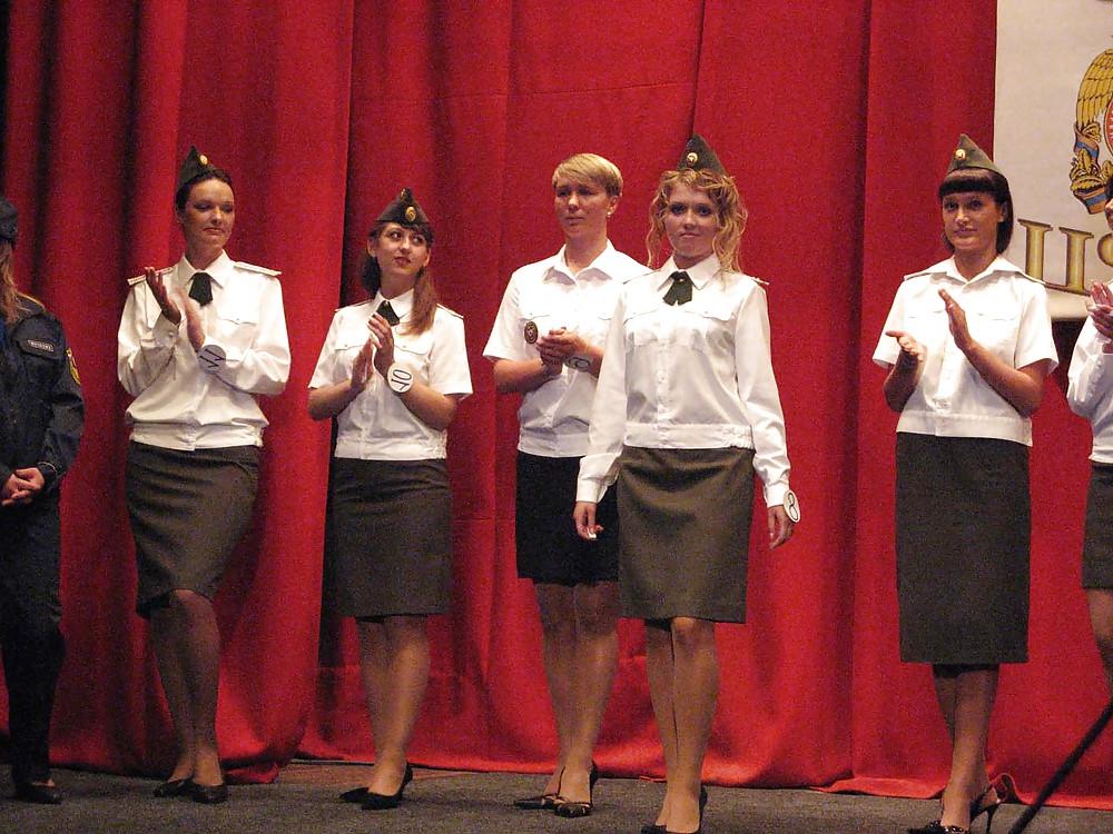 25P Women in pantyhose and uniform