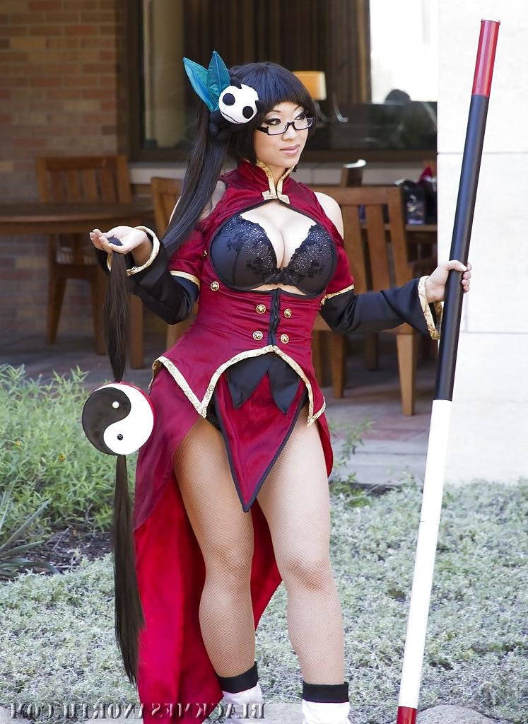 15P Yaya Han - Litchi Faye Ling