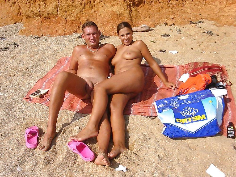 20P Naked couples.