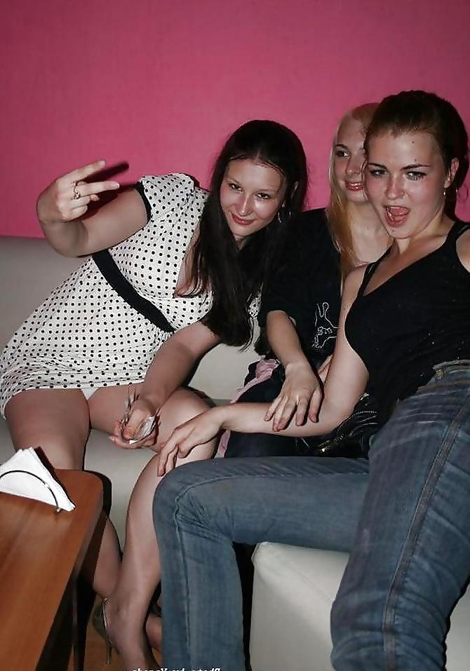 15P Nice (non nude) girls 86