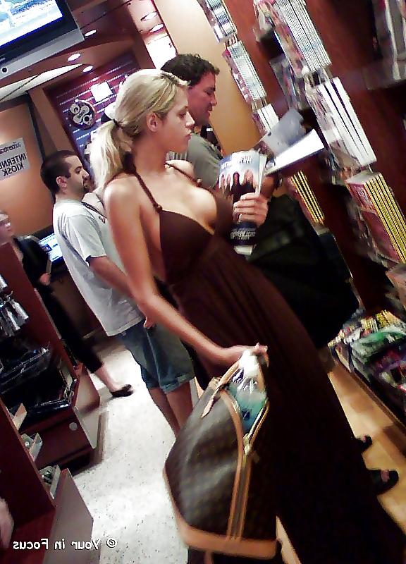 22P Hot non-nude teen