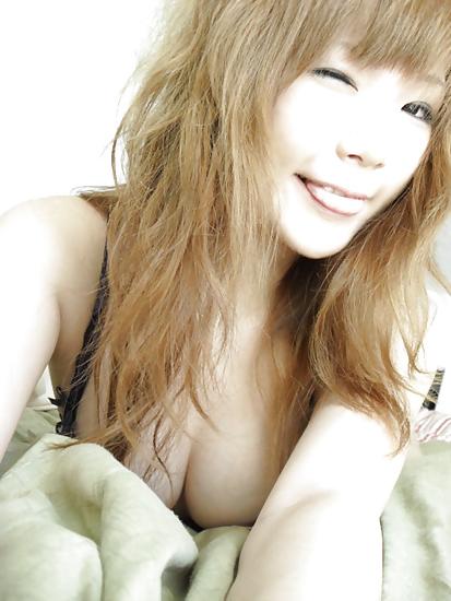 8P The Beauty of Amateur Self Pic Asian Teen