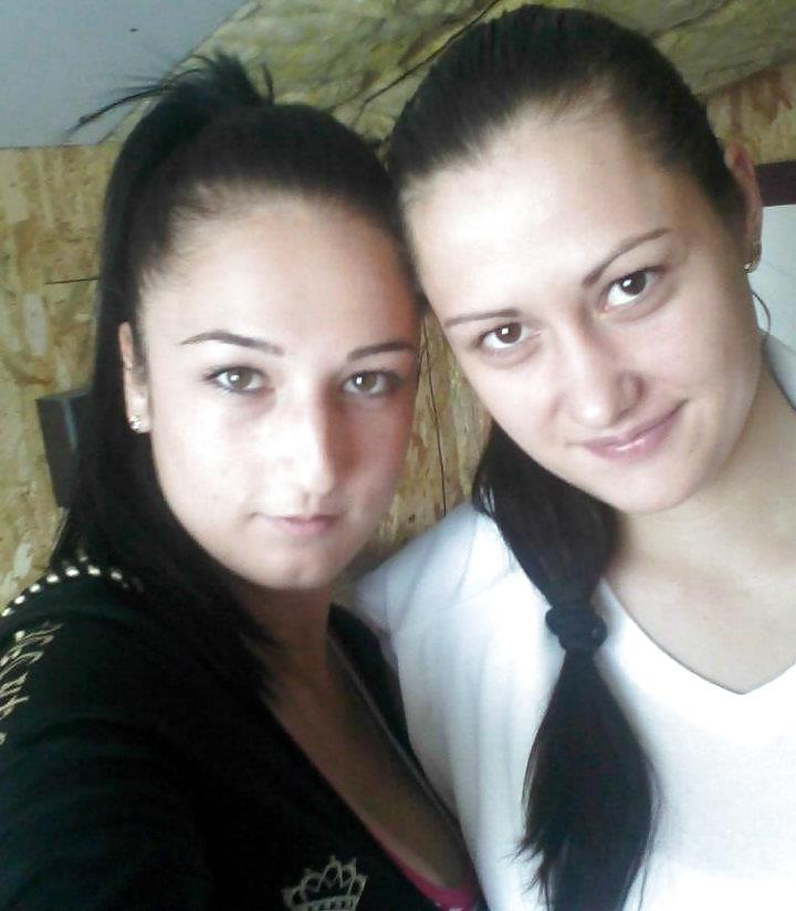 7P Romanian girl: Mariana