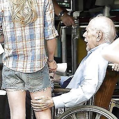 16P Grandpa got a boner