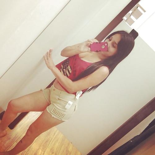 24P Non nude milf 