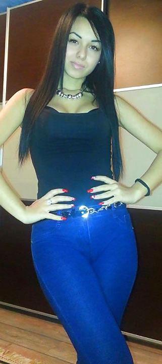 10P Romanian beauty: kayla