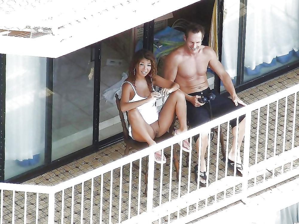 15P Random Voyeur Pics