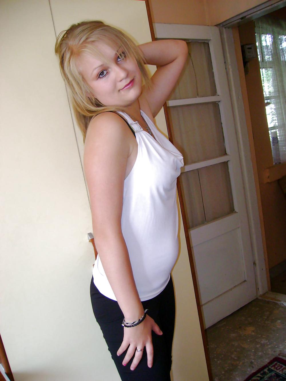 15P Romanian Teen Slut Greta