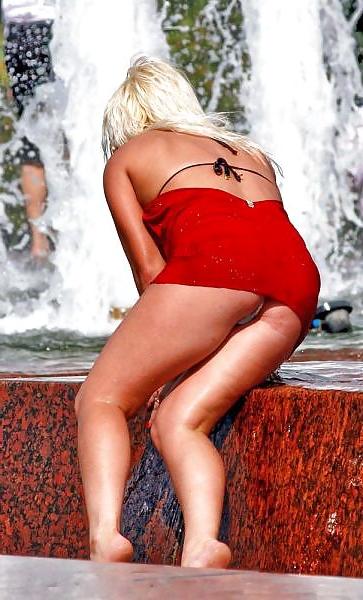 25P Beautiful Upskirt 15 by Voyeur TROC