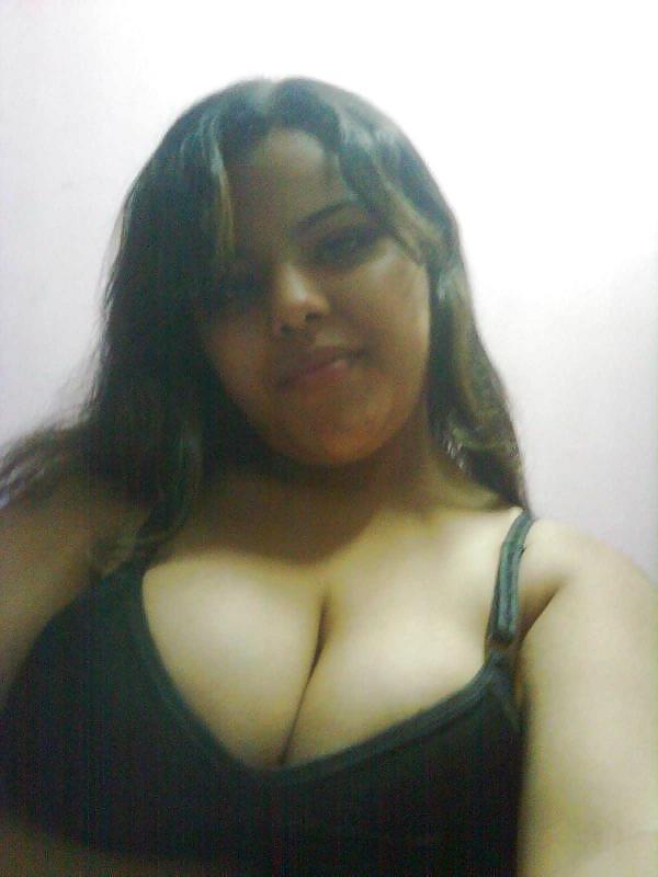 7P Arab Lady Bbw 