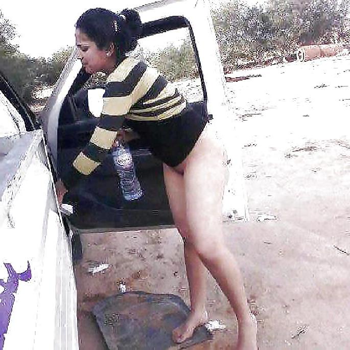 25P Arabic women