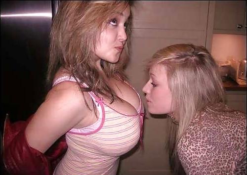 13P Geile Teeny Titten NON-Porn
