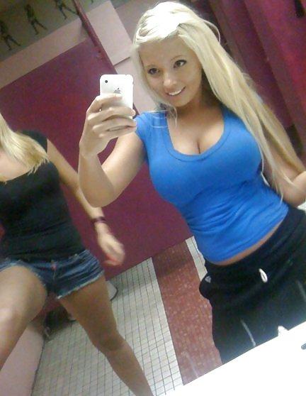 13P Geile Teeny Titten NON-Porn