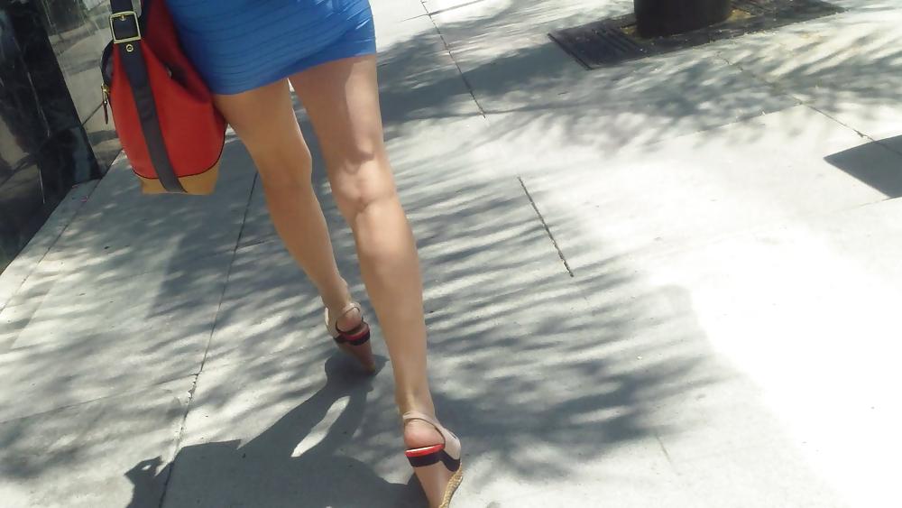 15P Sexy tight teen ass & butt in mini skirt