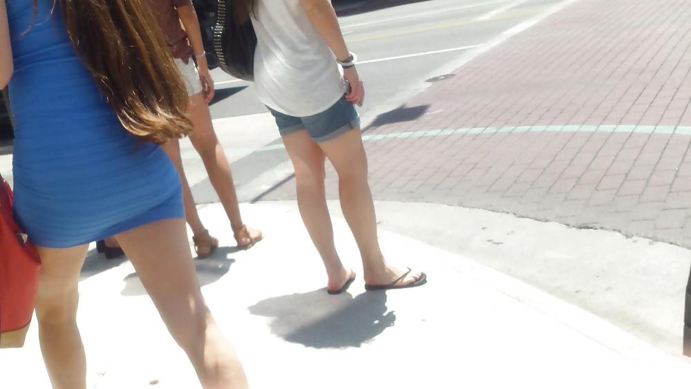 15P Sexy tight teen ass & butt in mini skirt