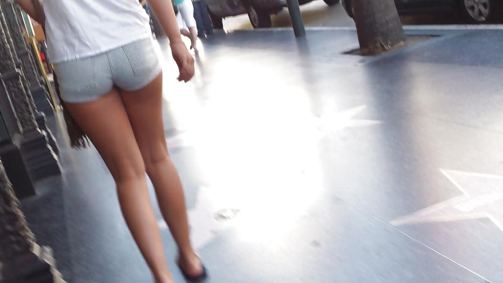 25P Teen ass & butt in jean shorts shopping