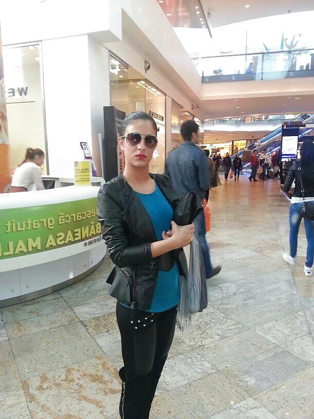 25P Nicole romanian escort