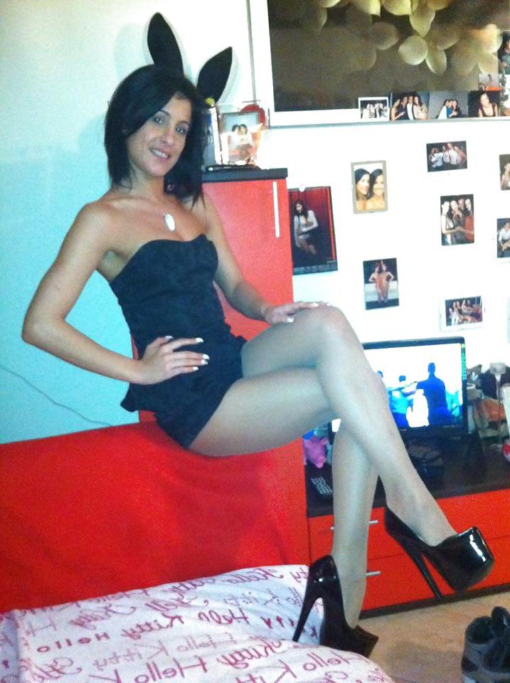 25P Nicole romanian escort