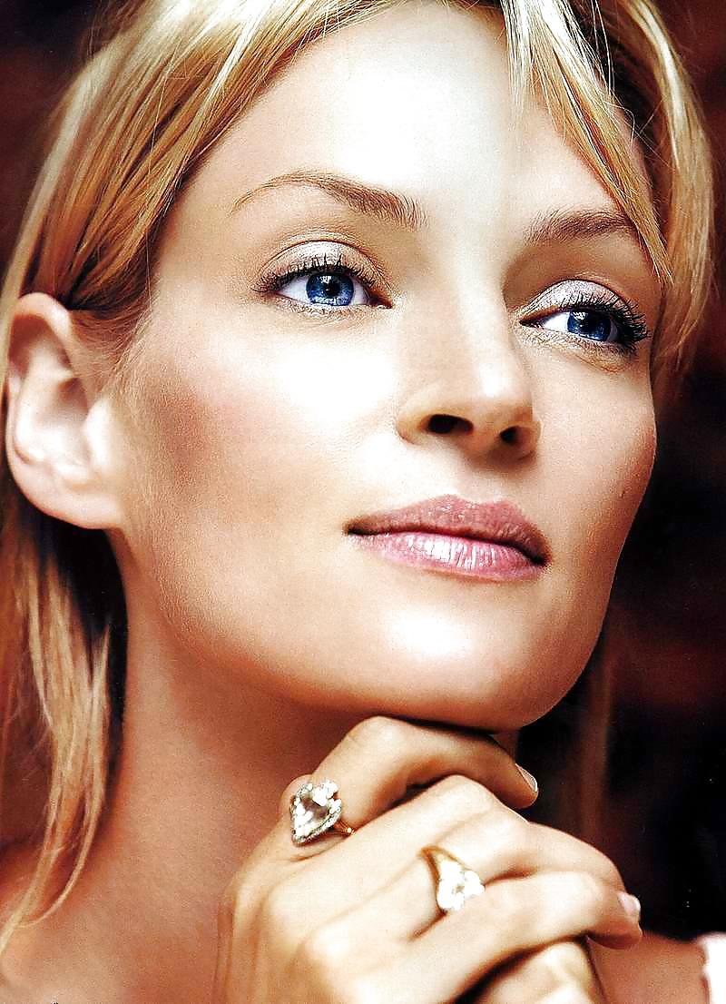 25P Beautiful Celebs 18 - Uma - by TROC